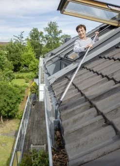 Dachrinnen-Reiniger Maxi Für Bis Zu 4,5 M Arbeitshöhe 9 Dachrinnen-Reiniger Maxi Für Bis Zu 4,5 M Arbeitshöhe -Deko Garten Verkauf dachrinnen reiniger maxi fuer bis zu 45 m arbeitshoehe farbe grau schwarz 3