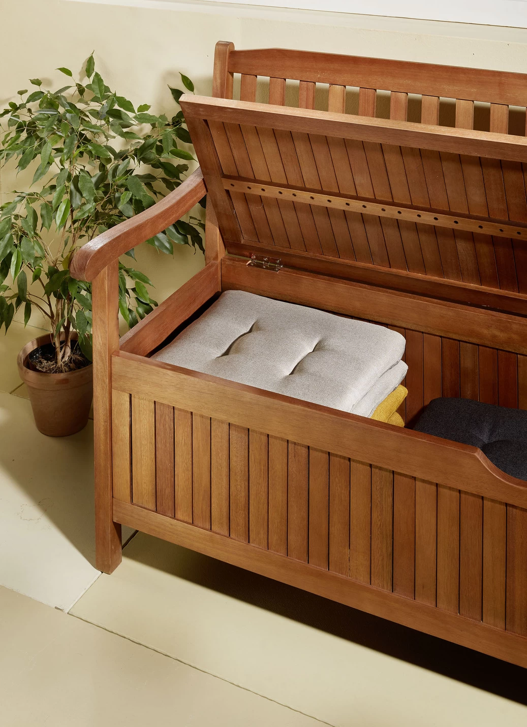 Gartenbank Aus Eukalyptusholz 5 Gartenbank Aus Eukalyptusholz – Bild 3