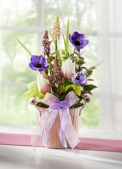 Gesteck Mit Textilschleifenband