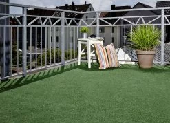 Robuster Rasenteppich Aus 100% Nadelfilz -Deko Garten Verkauf robuster rasenteppich aus 100 nadelfilz farbe gruen groesse 120