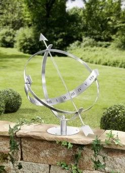 Sonnenuhr Aus Wetterfestem, Rostfreiem Edelstahl