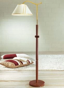 Stehleuchte Mit Schwenkschirm -Deko Garten Verkauf stehleuchte mit schwenkschirm farbe nussbaum