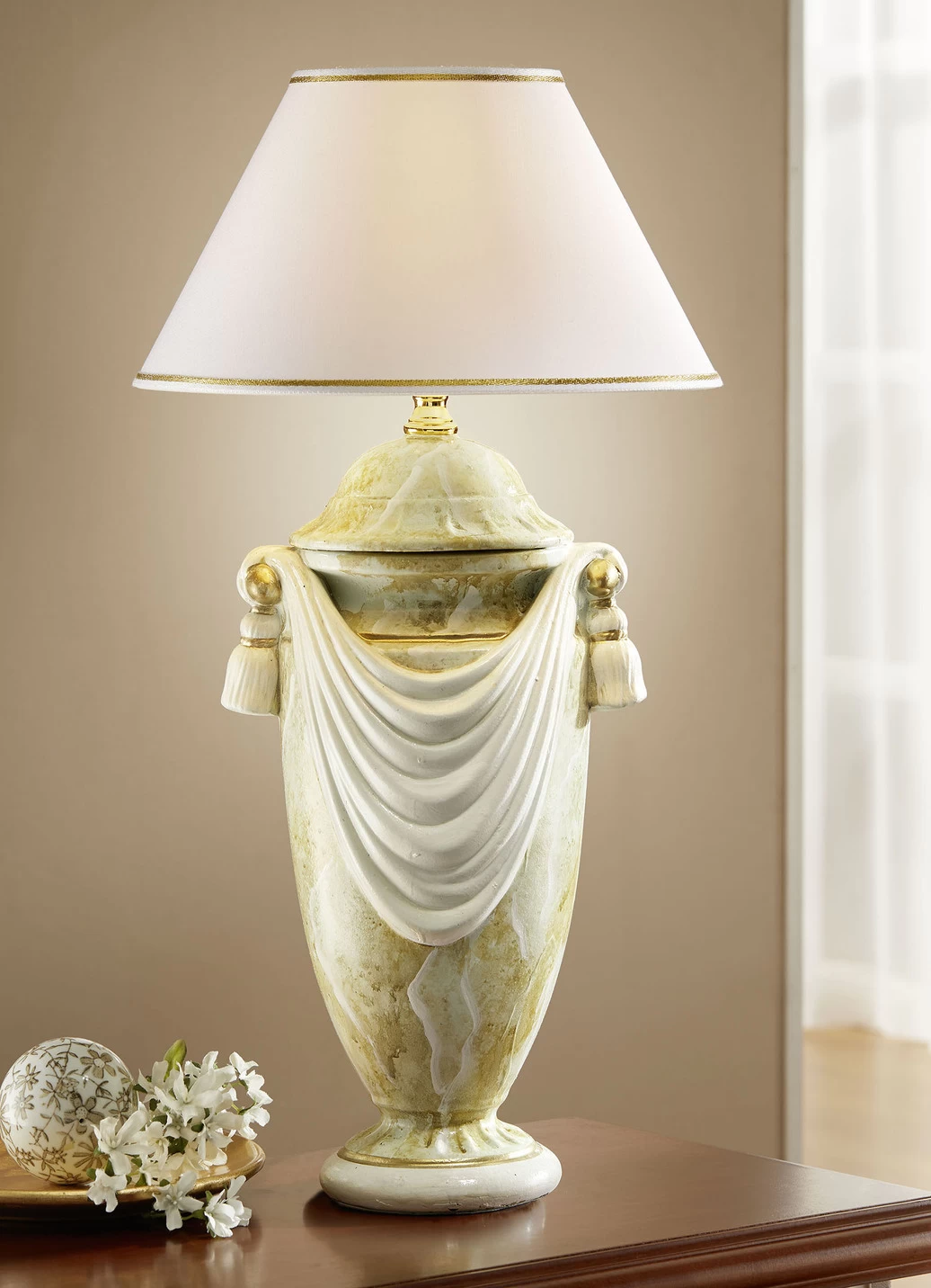 Stilvolle Tischleuchte Mit Stofflampenschirm 4 Stilvolle Tischleuchte Mit Stofflampenschirm – Bild 2