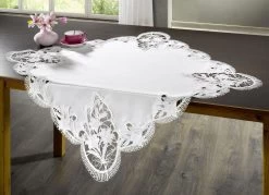 Tisch- Und Raumdekoration Aus Plauener Spitze